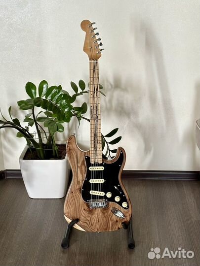 Электрогитара мастеровая Stratocaster