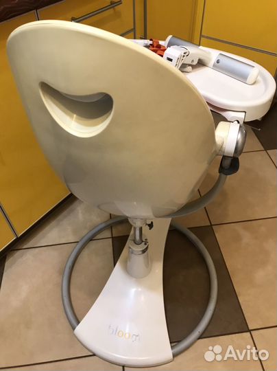 Стульчик для кормления bloom