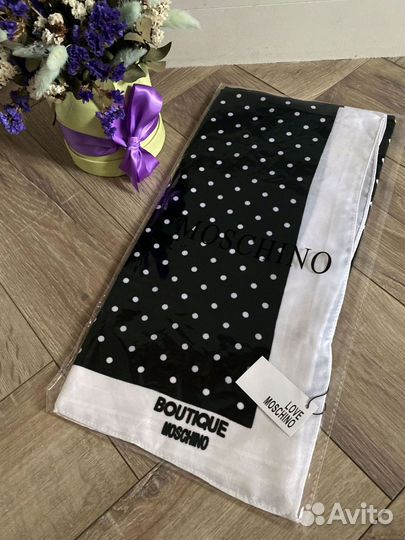 Платок шерстяной, Moschino