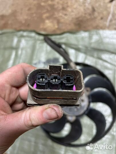 Вентилятор радиатора Skoda Fabia 2001г Хетчбэк