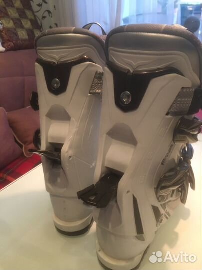 Горнолыжные ботинки