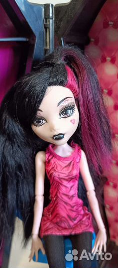 Монстер Хай Дракулаура