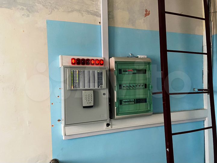 Офис, 250 м², 1/2 здания