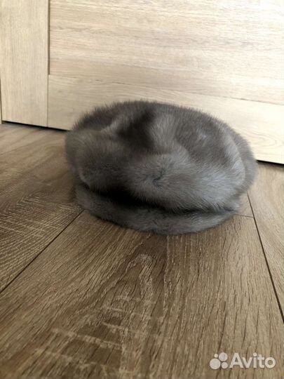 Берет женский норковый (новый)