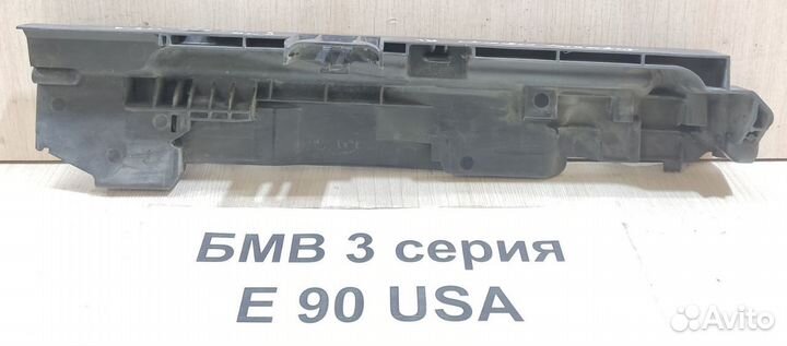 Дефлектор радиатора боковой Rh BMW 3 Е90 USA, 07г