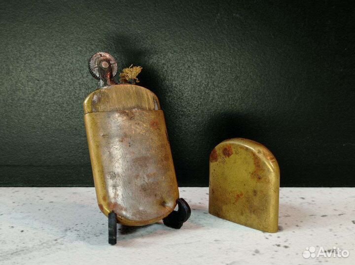 Зажигалка антикварная трофейная латунь Германия