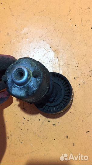 Ролик натяжной на Ford Ka