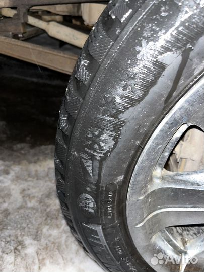 Michelin X-Ice North 3 235/50 R18 104T