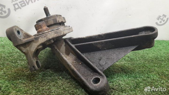 Опора (подушка) кпп Renault Megane 2 1.6 K4M 2004