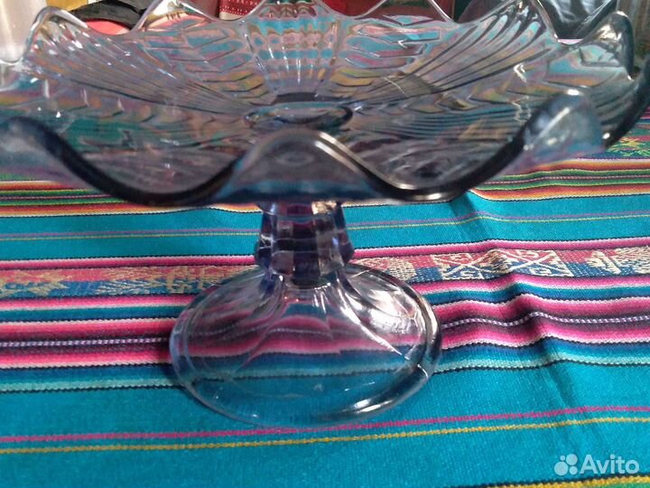 Ваза для фруктов на ножке цветное стекло СССР