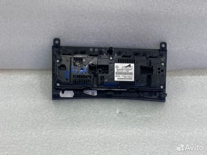 Блок управления климатом Mercedes Benz E-Class
