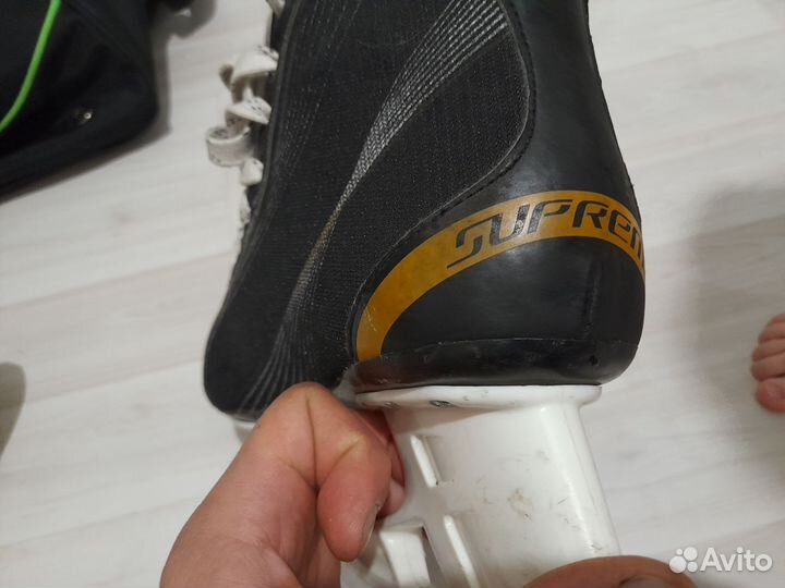Хоккейные коньки bauer