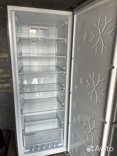 Морозильник вертикальный