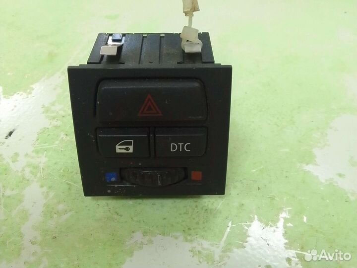 Кнопка аварийной сигнализации BMW 3 series E90 N46