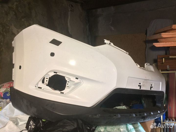 Nissan X-trail T32 Передний бампер