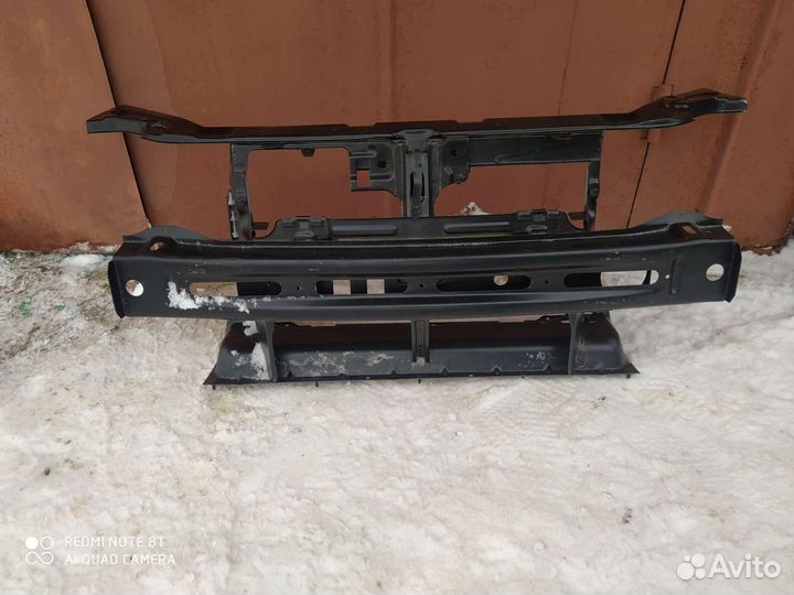 Рамка радиатора(телевизор) Приора 2170 Новый