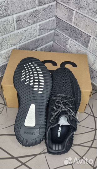 Кроссовки adidas Yeezy boost 350