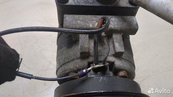 Компрессор кондиционера киа Rio, 2003