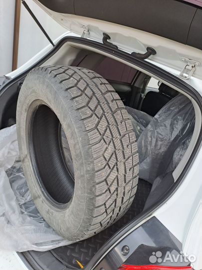 Brasa IceControl 215/65 R16