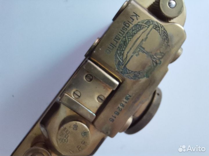 Старинный фотоаппарат, знаменитая Leica