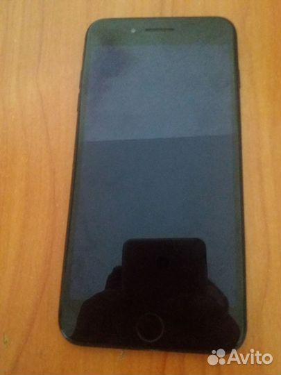 Телефон iPhone 7 plus