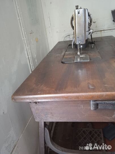 Швейная машинка