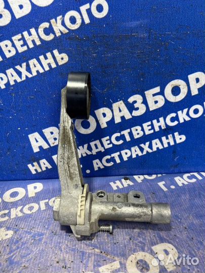 Натяжитель ремня генератора Peugeot 308 хэтчбек