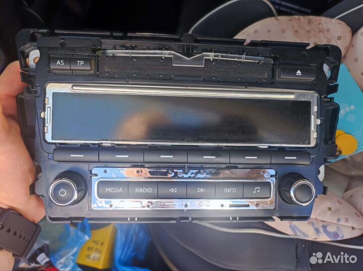 Штатное гу Skoda VW rcd 310