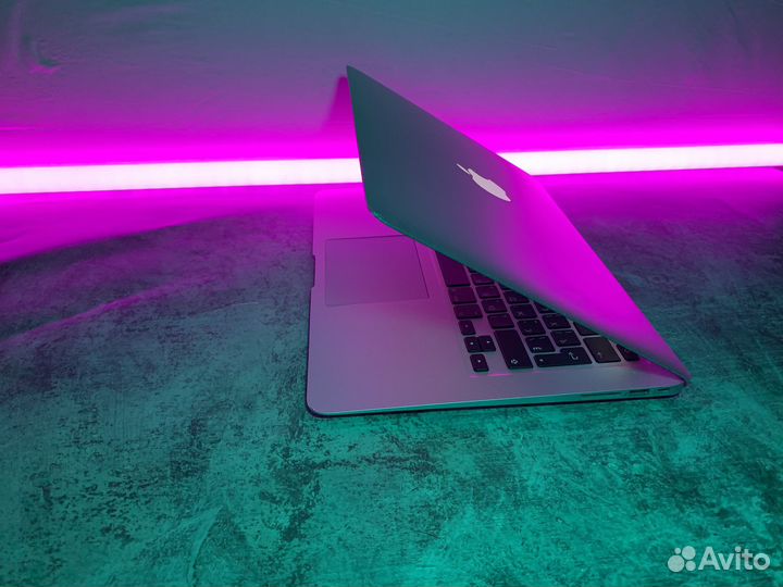 MacBook air 13 / i5, ssd