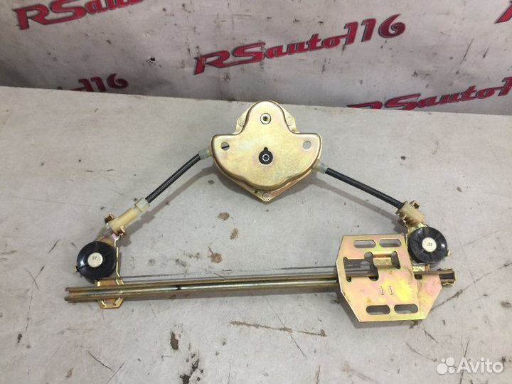 Стеклоподъемник задний правый Chevrolet Niva 2123