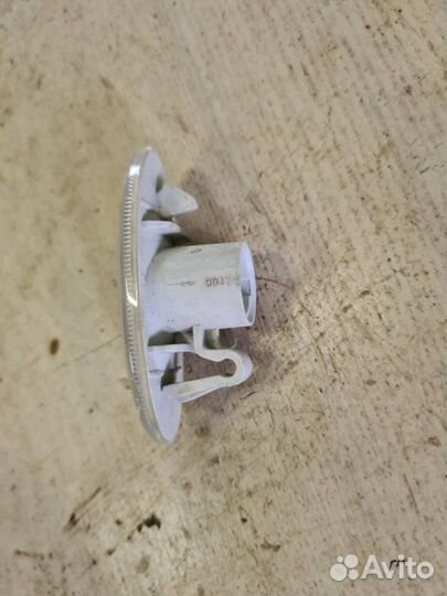 Повторитель поворота передний правый Nissan Juke