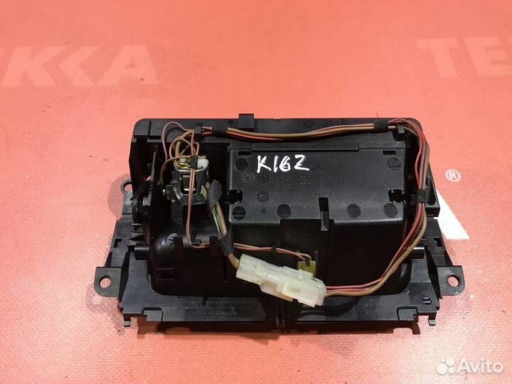 Пепельница передняя бмв 3 E93