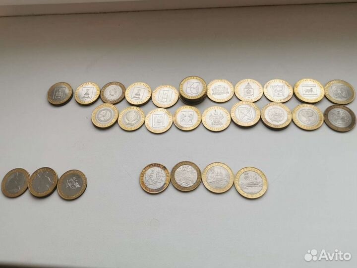 Биметаллические монеты 10 р