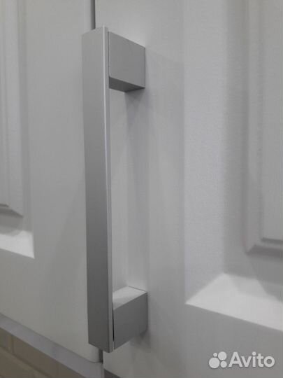 Ручка мебельная