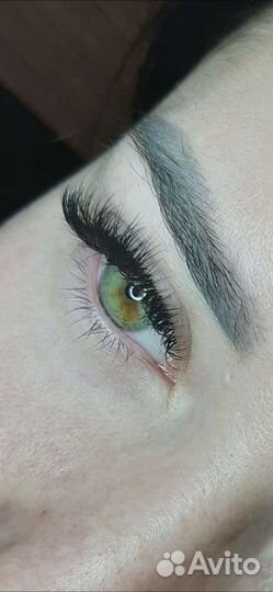 Наращивание ресниц в кабинете