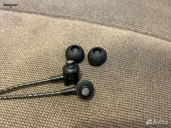 Наушники Sennheiser IE 800