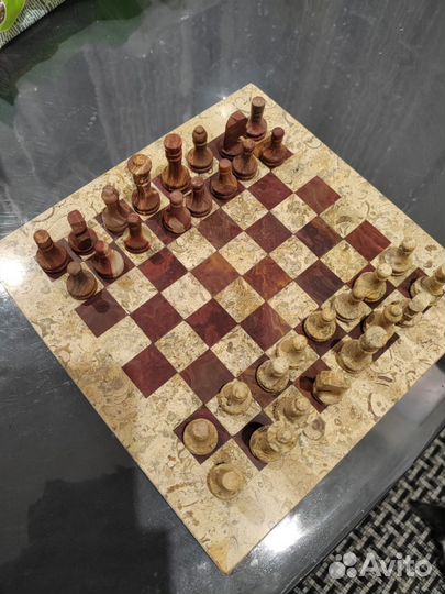 Шахматы ручной работы из камня