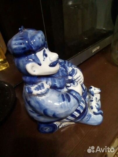 Штоф графин Охотник Гжель