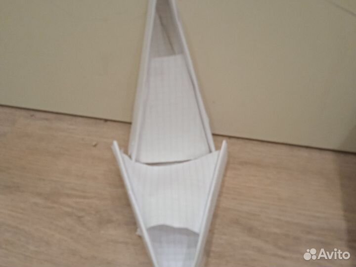 База дракона на руку из бумаги