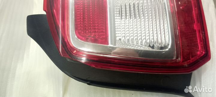 Фонарь задний правый Рено Логан 2