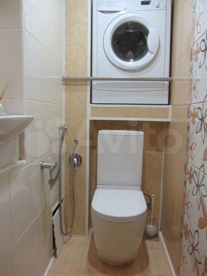 3-к. квартира, 95 м², 2/4 эт.