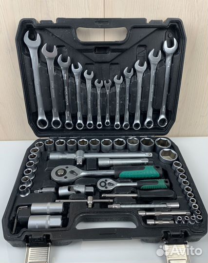 Набор инструментов головки, ключи, трещетки