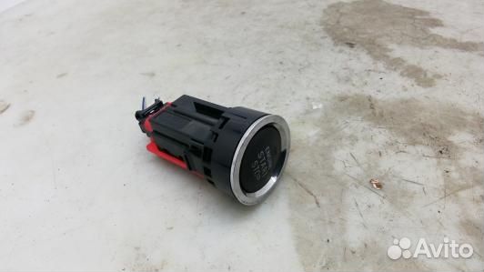 Кнопка запуска двигателя toyota avensis T27 (86P23