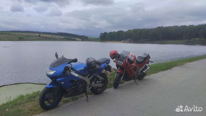 GZX 750F katana
