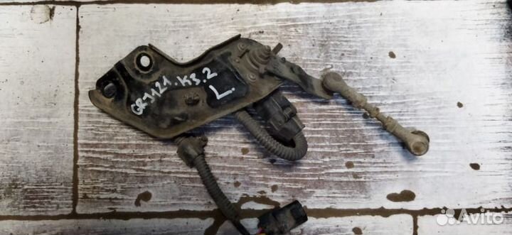 Электронный контроль высоты задний левый Toyota