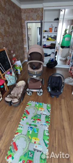 Коляска stokke