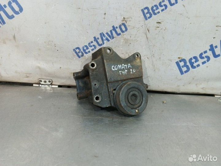 Кронштейн гура Hyundai Sonata 4 EF 2002