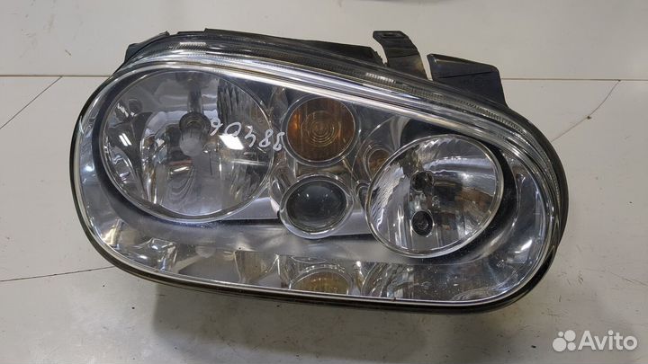 Фара (передняя) Volkswagen Golf 4, 2001