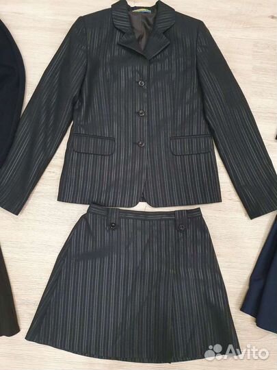 Школа 140-146. Черный и темно-синий