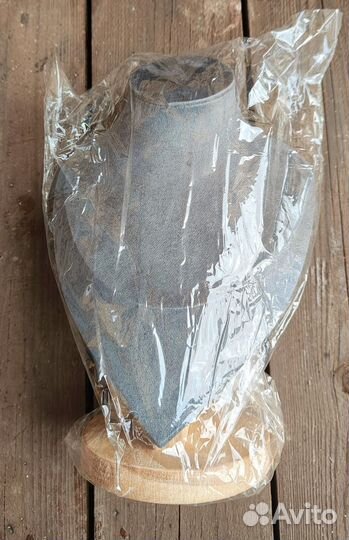 Держатель для демонстрации ожерелий серый